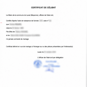 Certificat de célibat français avec données personnelles floutées