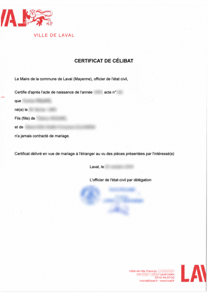 Certificat de célibat français avec données personnelles floutées